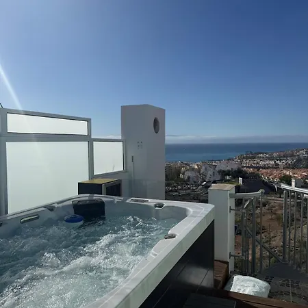 Ocean 77 Ocean View Duplex Private Rooftop Jacuzzi Tatil Evi *
